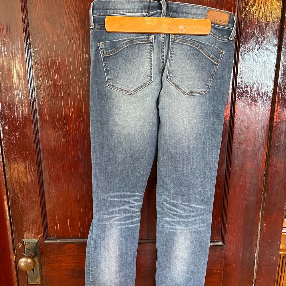 Express Jeans - Picture 3 of 4